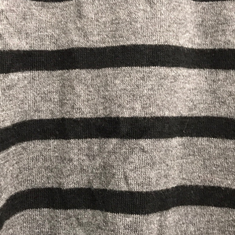 Sweater - Picture 3 of 4
